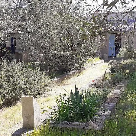 3 Bedroom Country With 2 Large Verandas Holiday home Torre Ovo
