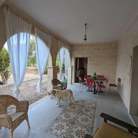 3 Bedroom Country With 2 Large Verandas Holiday home *